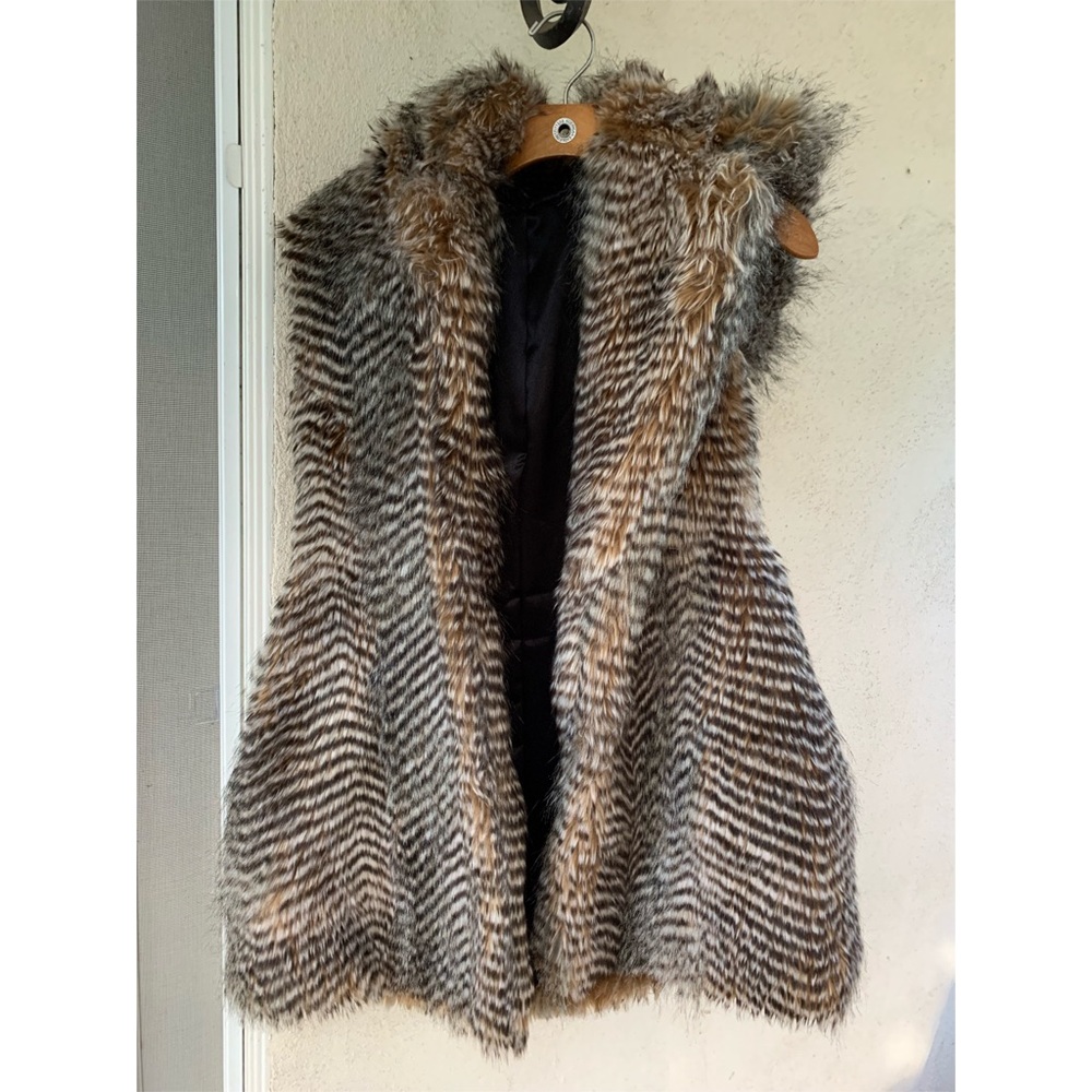 Nighthawk Spirithood Vest size Large